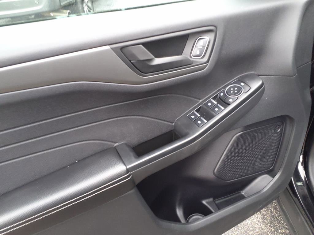 Used 2023 Ford Escape Active w/ Tech Pack #1 image 9