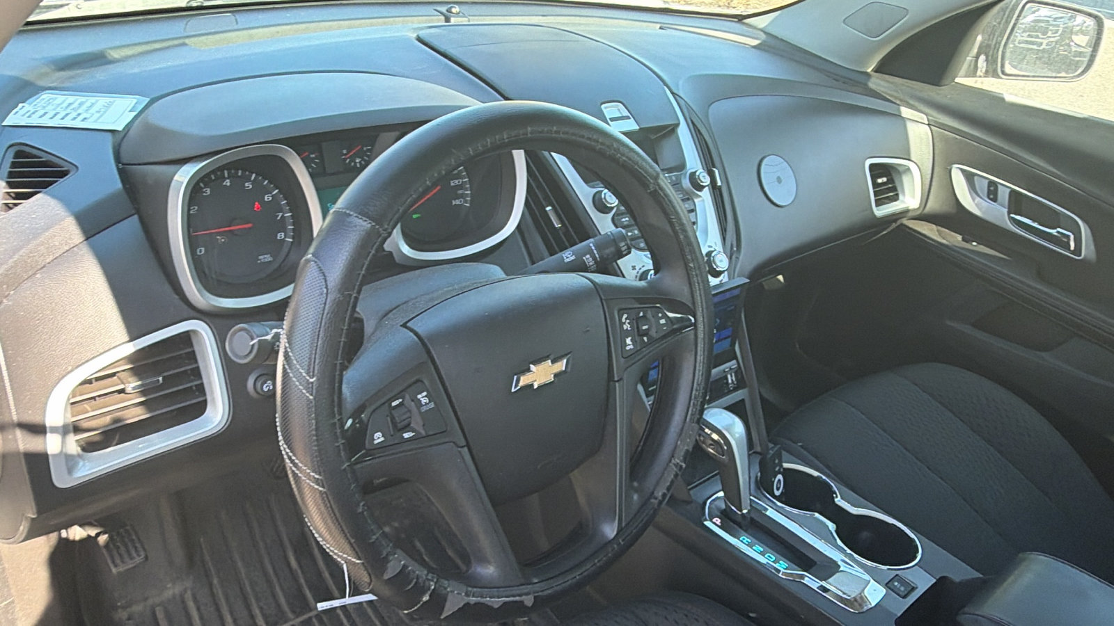 Used 2012 Chevrolet Equinox LS FWD image 24