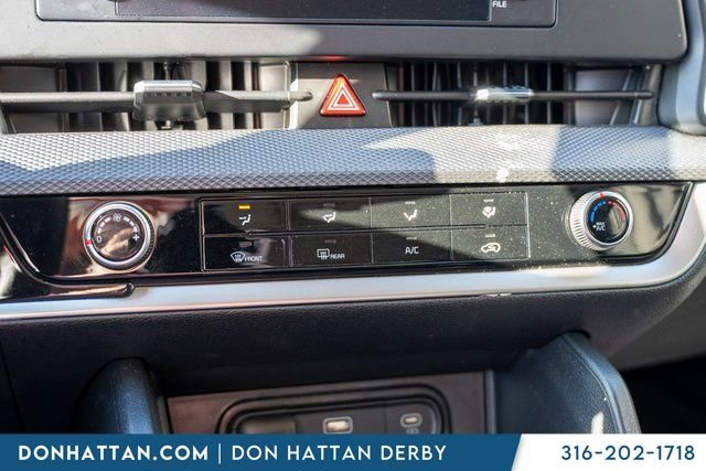 Used 2024 Kia Sportage LX image 10