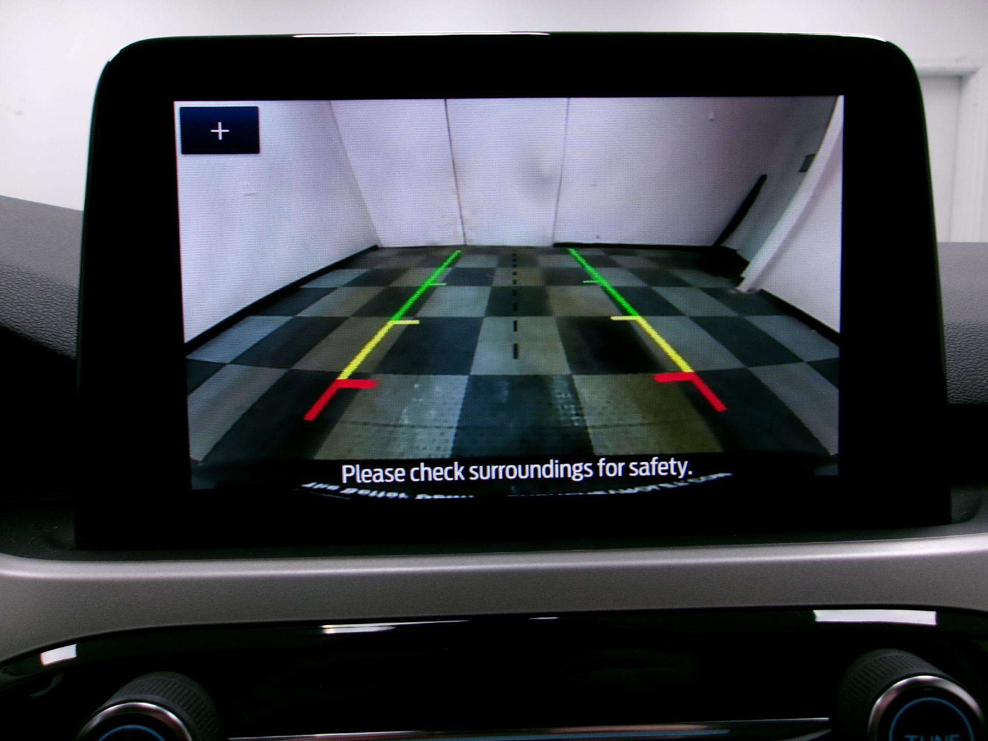 Used 2022 Ford Escape SE image 5