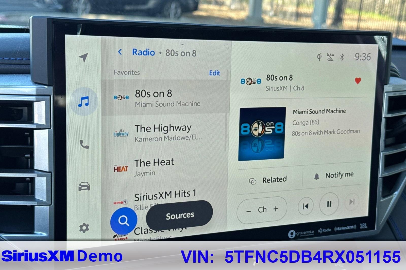 Used 2024 Toyota Tundra Platinum image 34