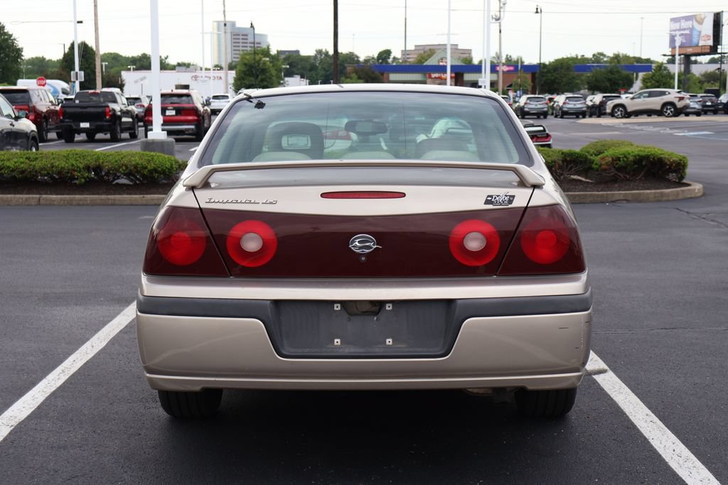 Used 2002 Chevrolet Impala LS w/ Preferred Equipment Group FWD image 11