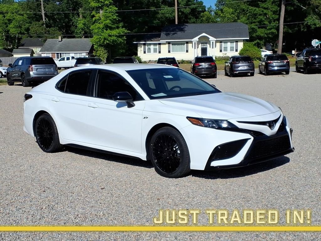 Used 2023 Toyota Camry SE