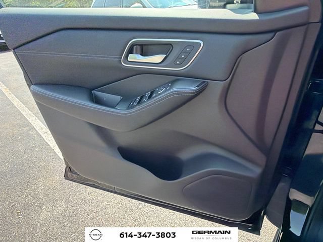New 2026 Nissan Rogue Platinum w/ Platinum Premium Package AWD/4WD image 20
