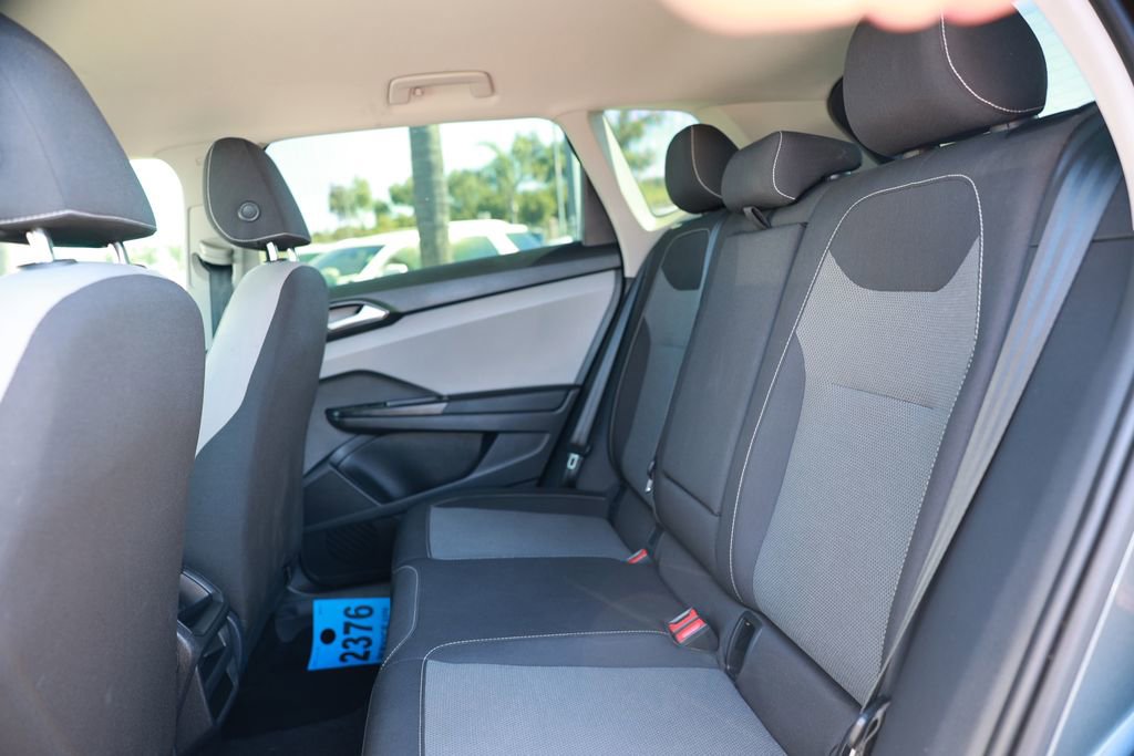 Used 2022 Volkswagen Taos S image 33