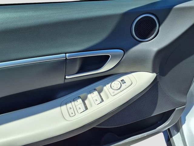 Used 2025 Hyundai Sonata SEL FWD image 15