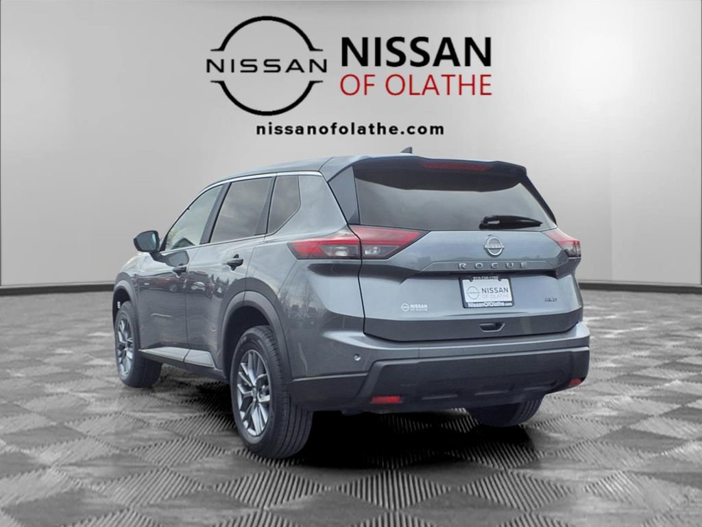 Certified 2024 Nissan Rogue S image 3