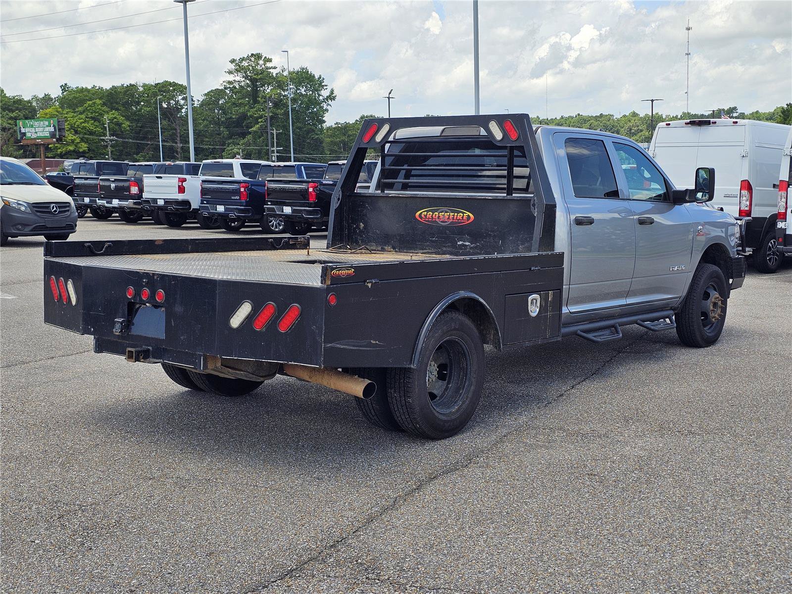 Used 2021 RAM 3500 Tradesman w/ Chrome Appearance Group AWD/4WD image 10