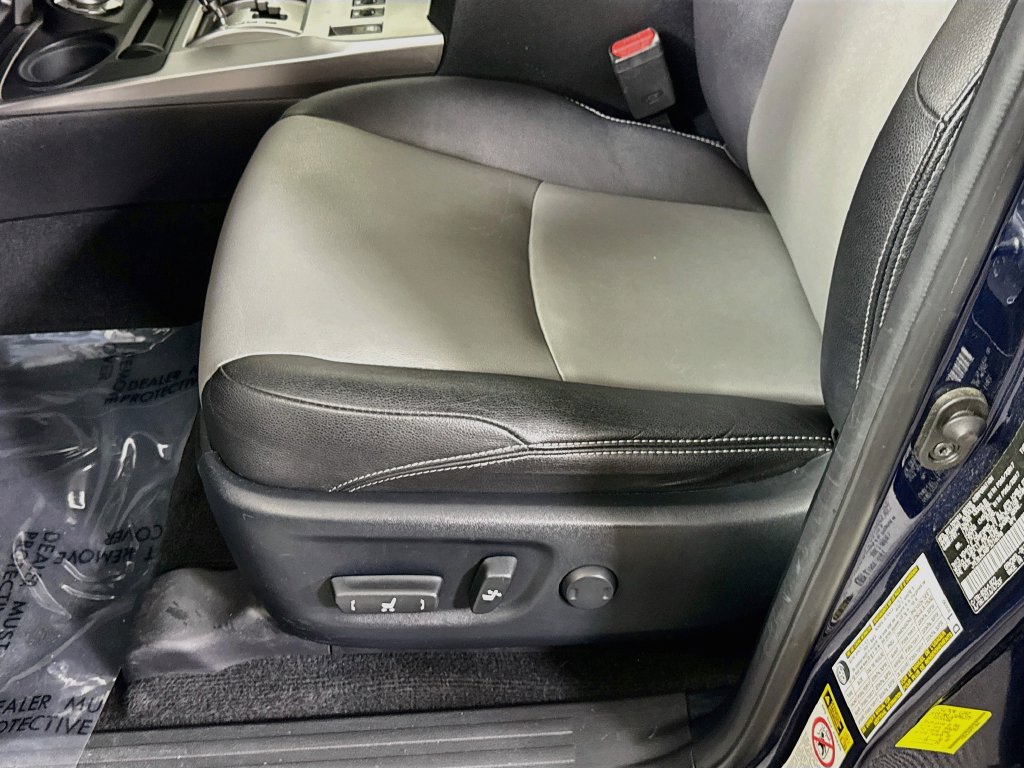 Used 2015 Toyota 4Runner SR5 Premium AWD/4WD image 24