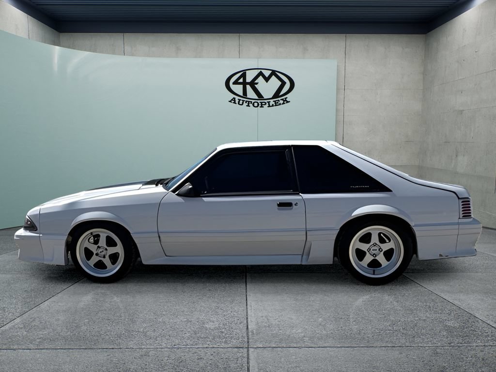 Used 1990 Ford Mustang GT RWD image 5