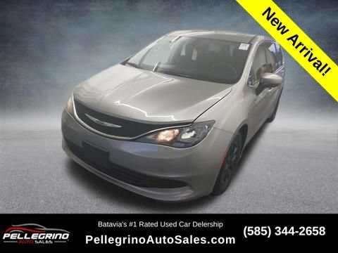 Used 2017 Chrysler Pacifica Touring FWD image 1