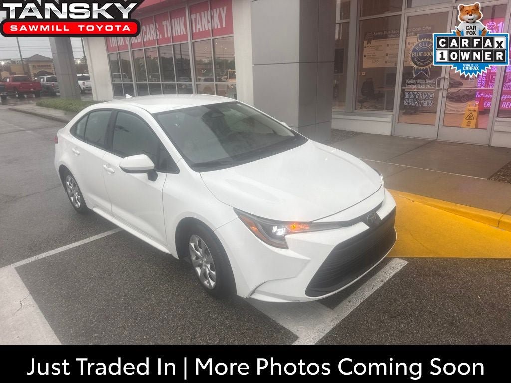Used 2024 Toyota Corolla LE FWD image 1