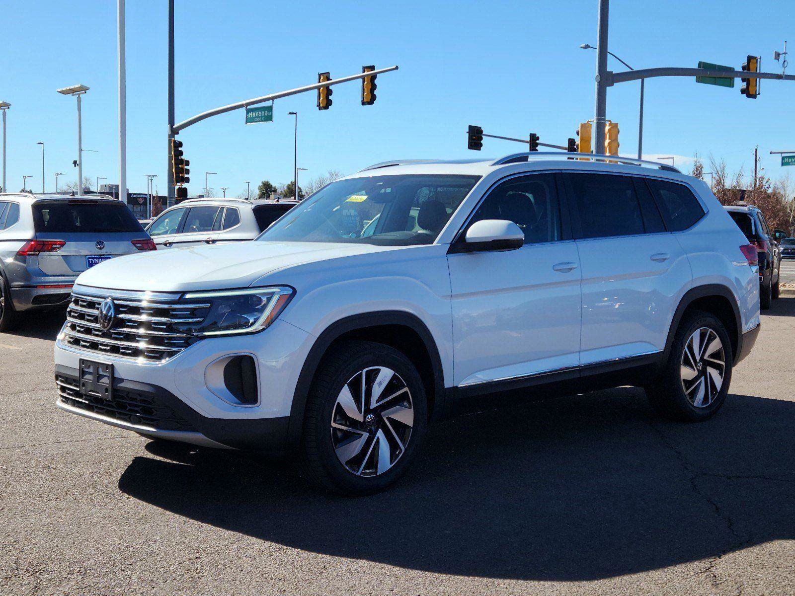 New 2025 Volkswagen Atlas SEL image 6