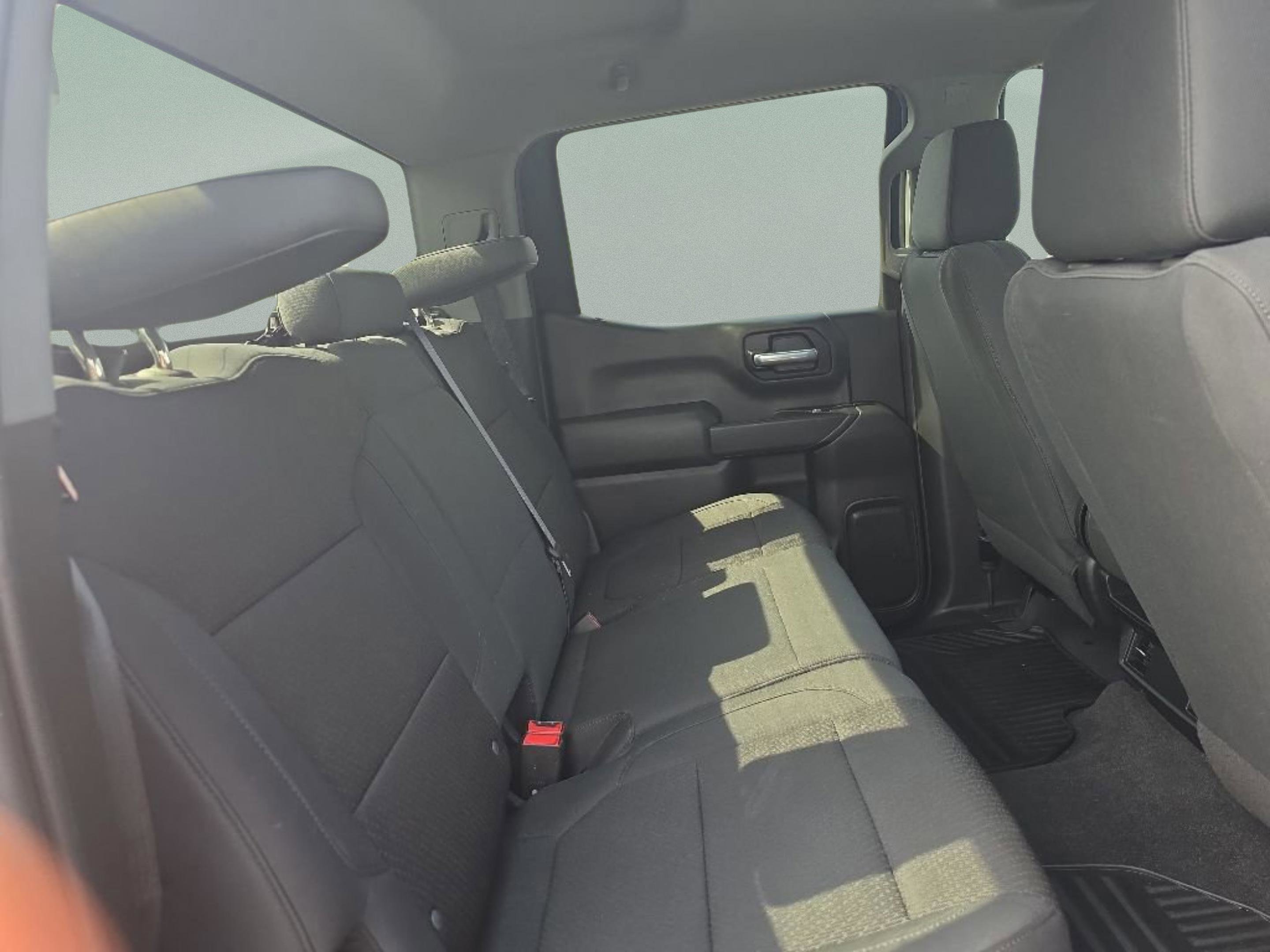 Used 2020 Chevrolet Silverado 1500 Custom w/ Custom Value Package AWD/4WD image 26