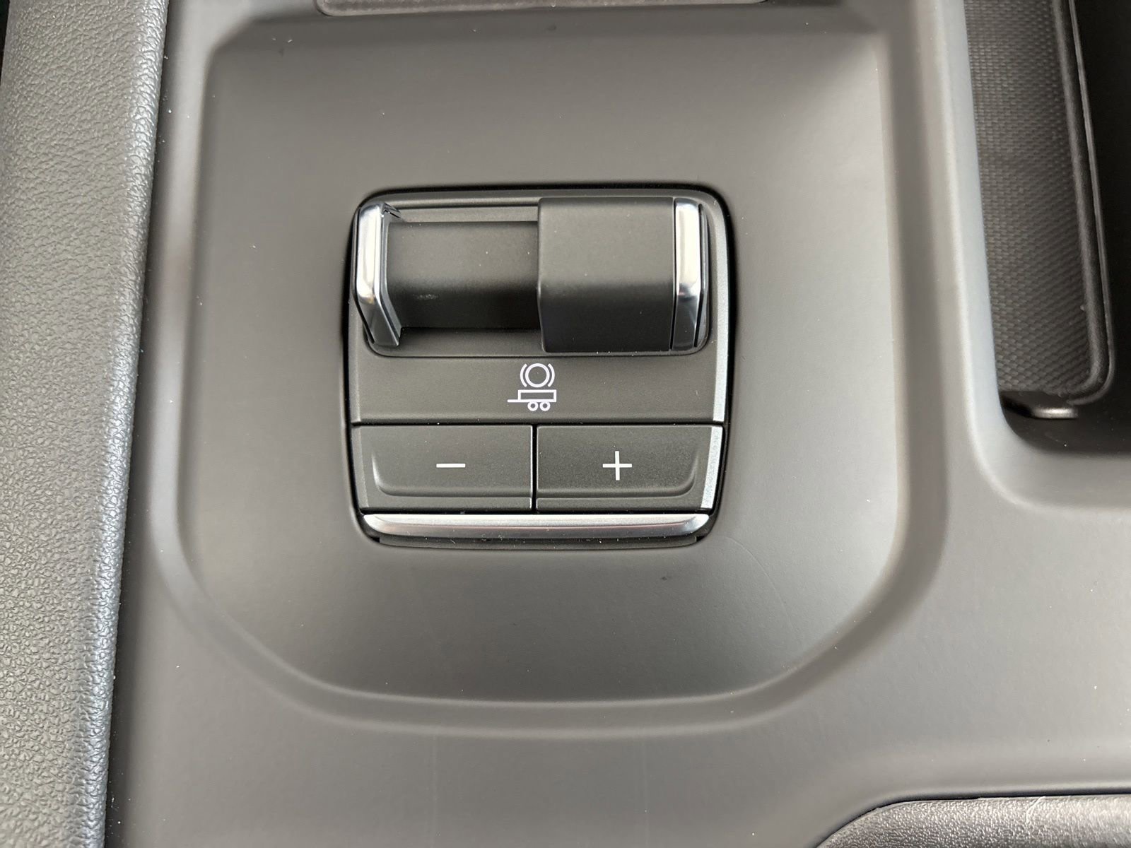 New 2026 GMC Sierra 2500 AT4 image 28