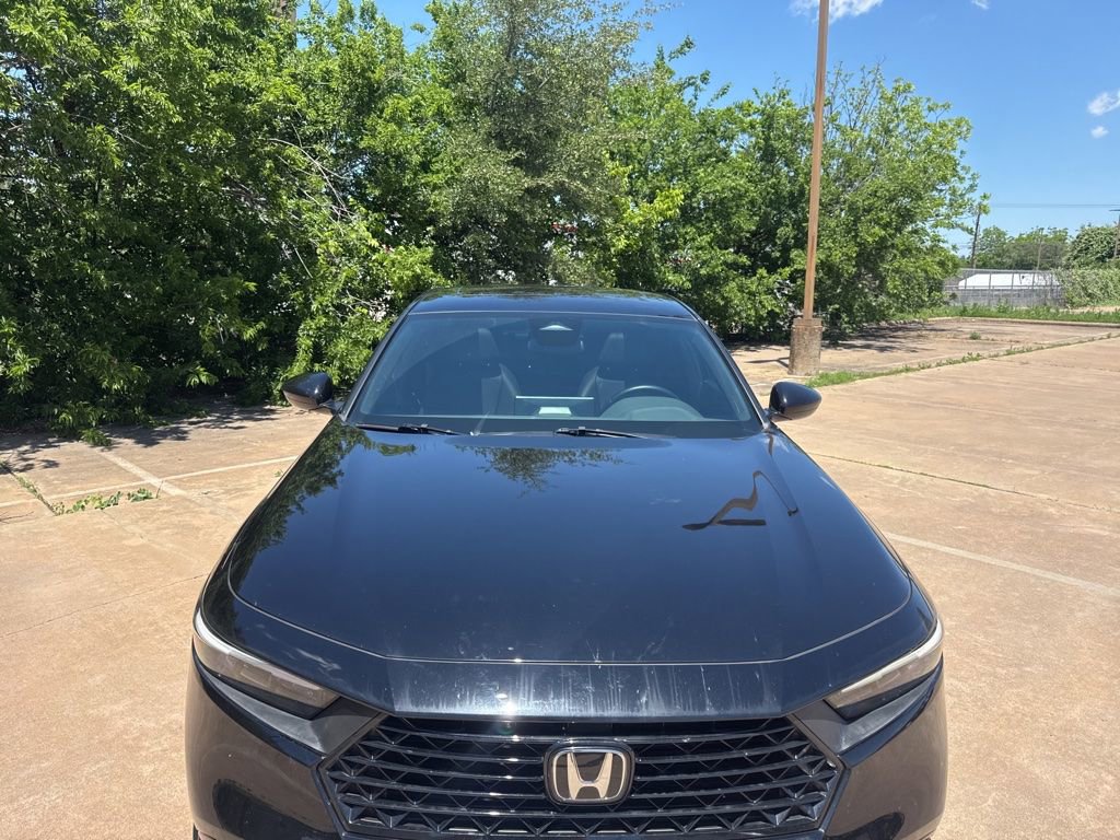 Used 2023 Honda Accord Sport image 2