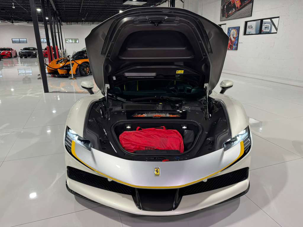 Used 2021 Ferrari SF90 Stradale image 29