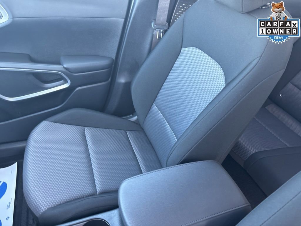 Used 2025 Kia Soul LX FWD image 25