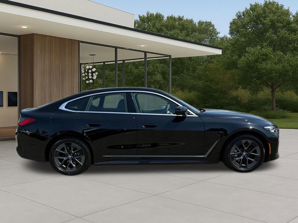 Used 2025 BMW i4 eDrive40 w/ Parking Assistance Package image 7