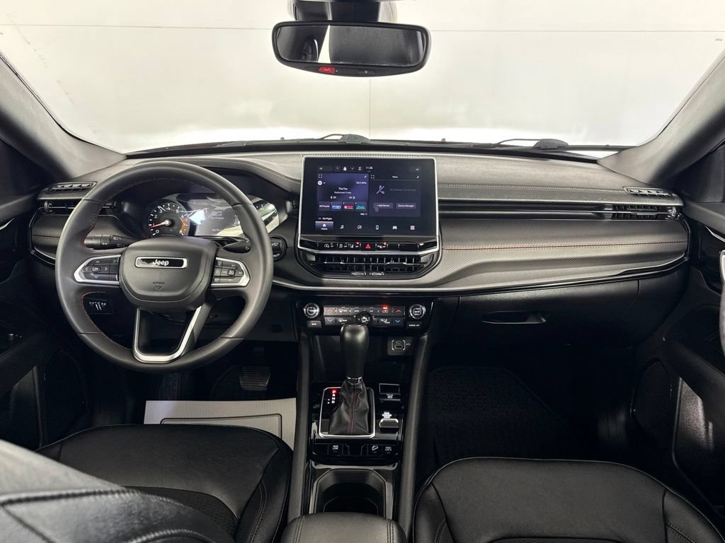 Certified 2025 Jeep Compass Trailhawk AWD/4WD image 29