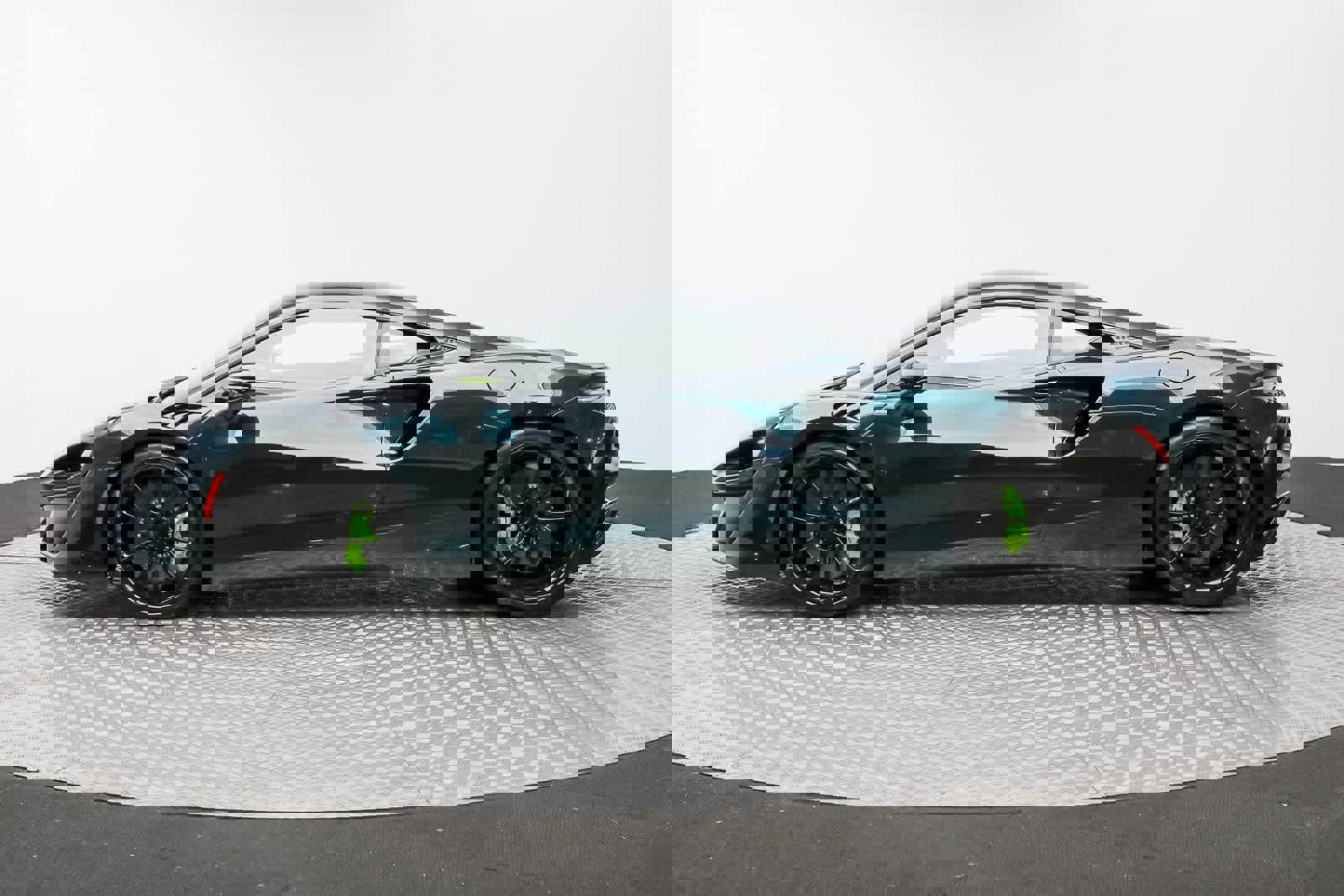 New 2026 McLaren Artura image 3