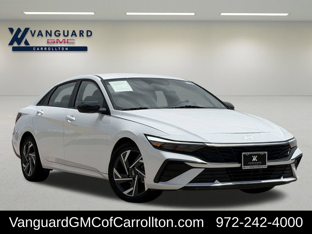 Used 2025 Hyundai Elantra SEL