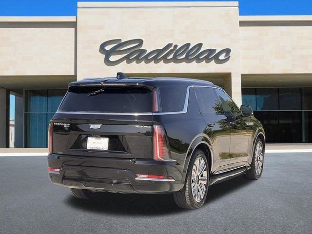 New 2026 Cadillac Escalade IQL Luxury w/ LPO, Radiant Package AWD/4WD image 3