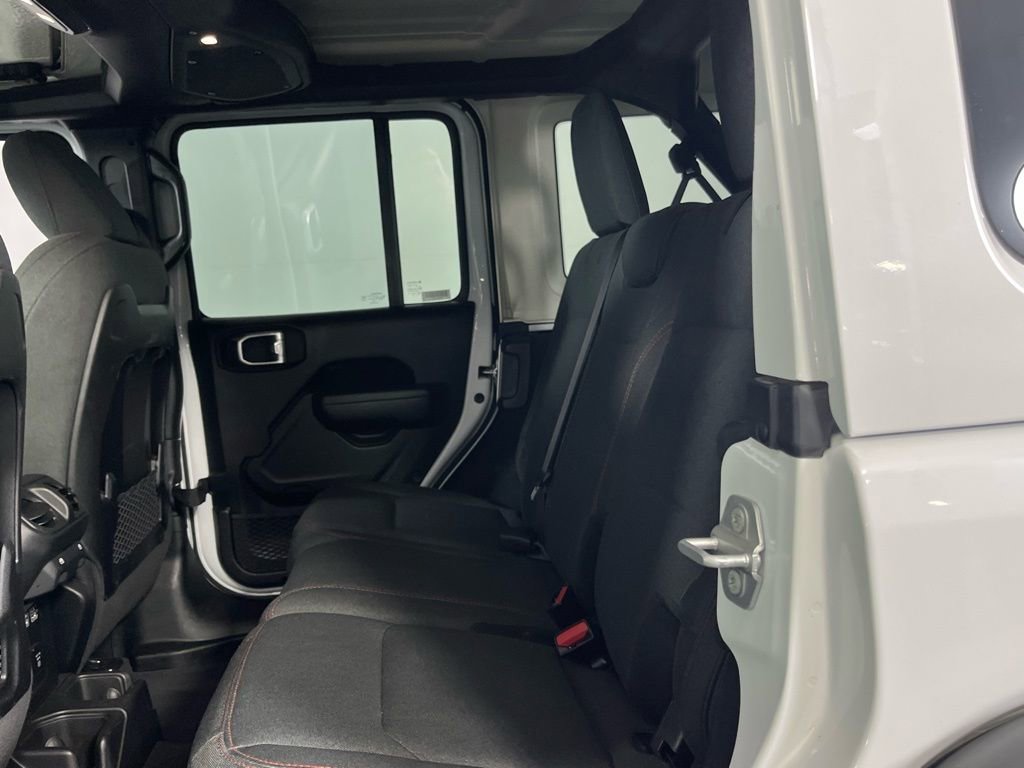 Used 2025 Jeep Wrangler Unlimited Rubicon image 25