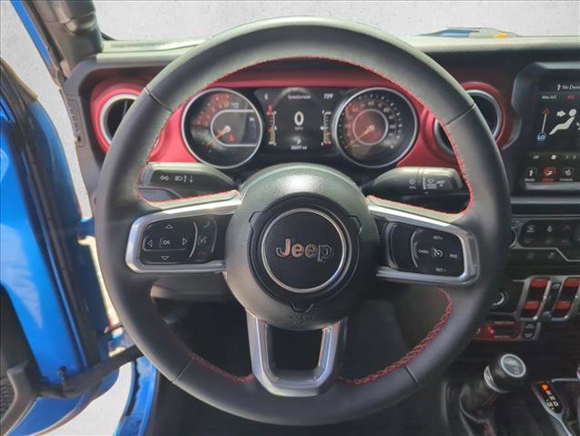Used 2023 Jeep Gladiator Rubicon w/ Cold Weather Group AWD/4WD image 16
