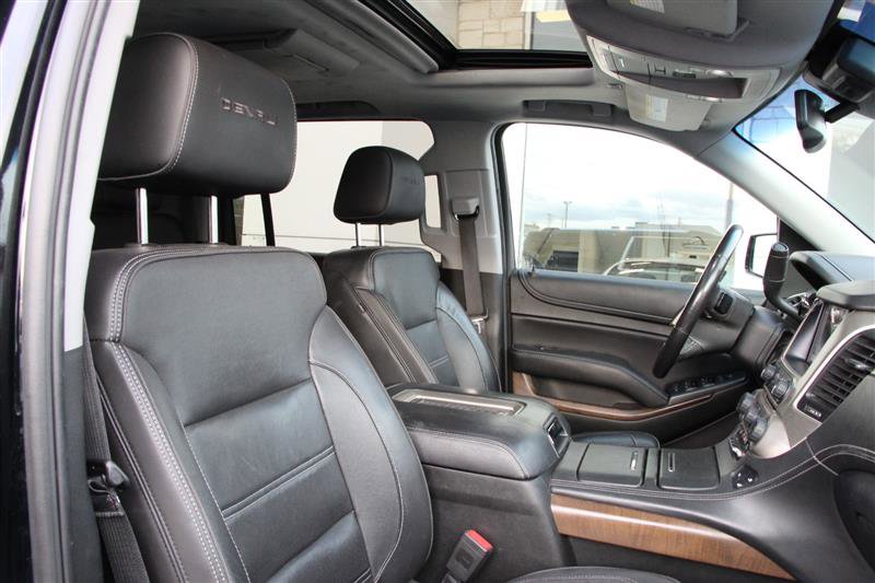 Used 2018 GMC Yukon XL Denali w/ Open Road Package image 11