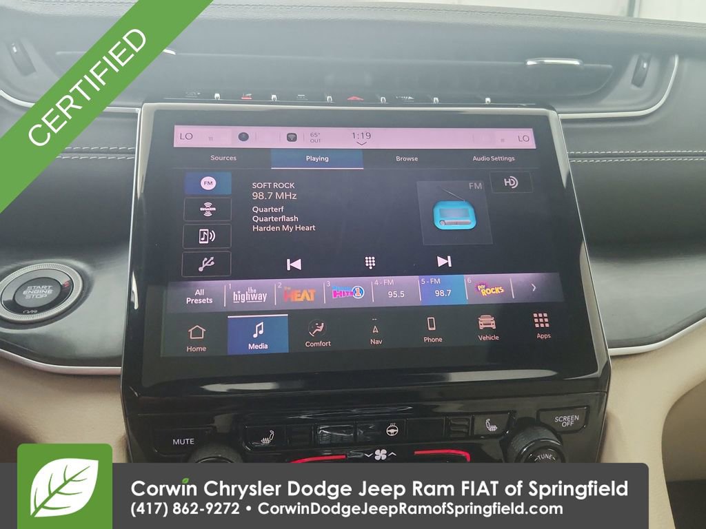 Certified 2023 Jeep Grand Cherokee L Limited image 24