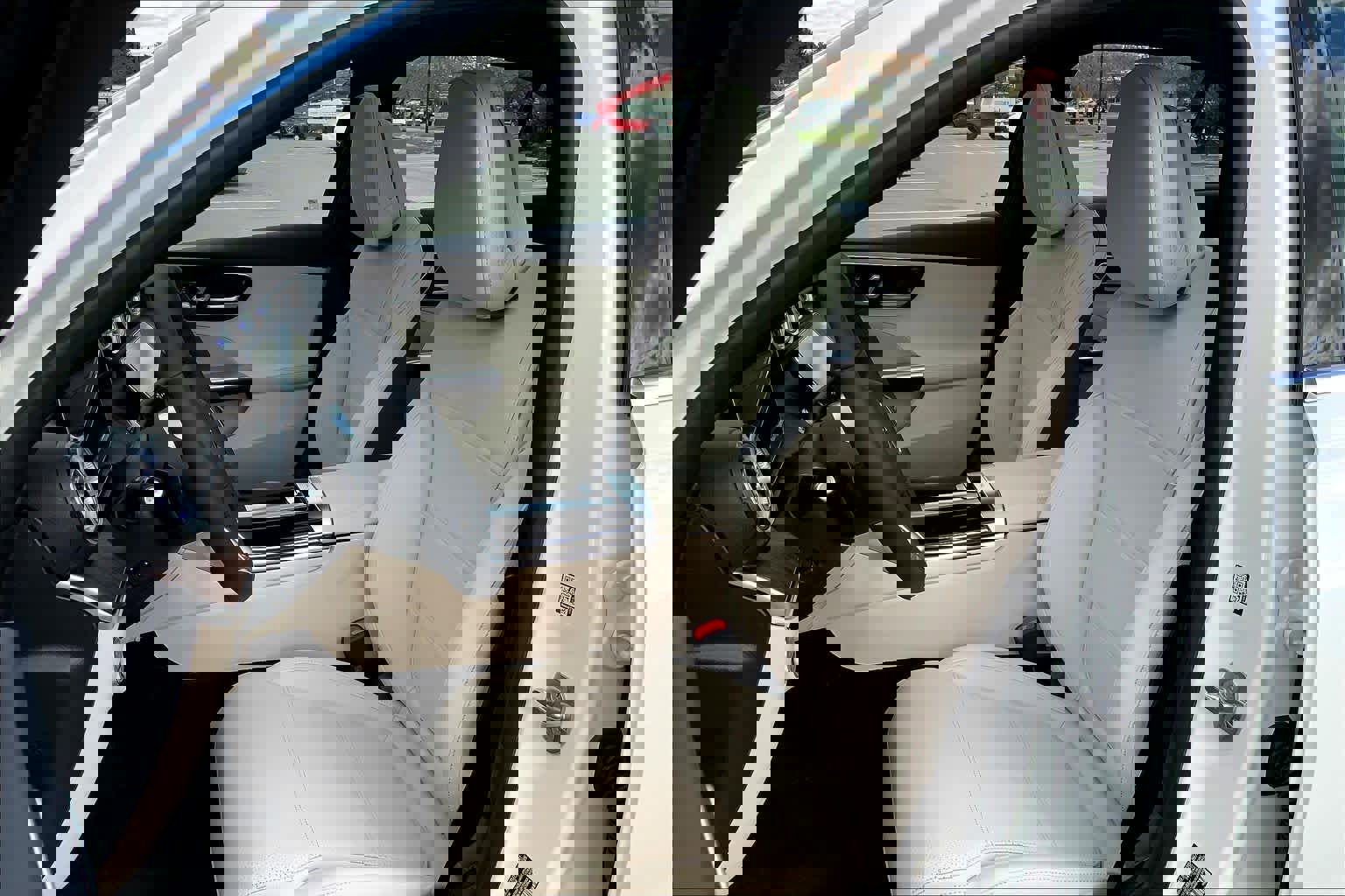 Certified 2026 Mercedes-Benz C 300 4MATIC Sedan image 12