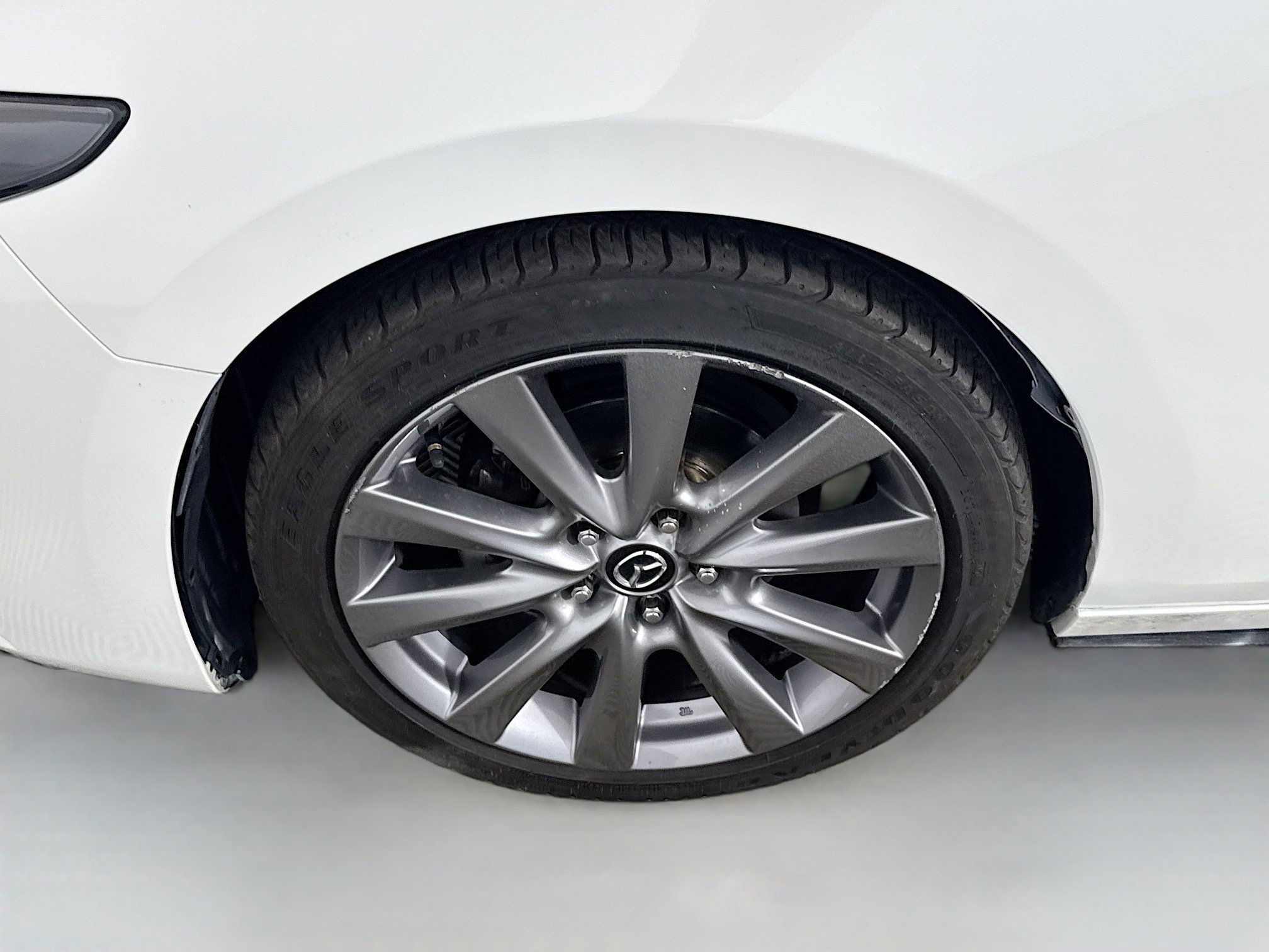 Used 2019 MAZDA MAZDA3 Sedan w/ Preferred Package image 37