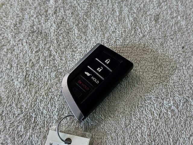 Used 2022 Acura MDX SH-AWD image 28