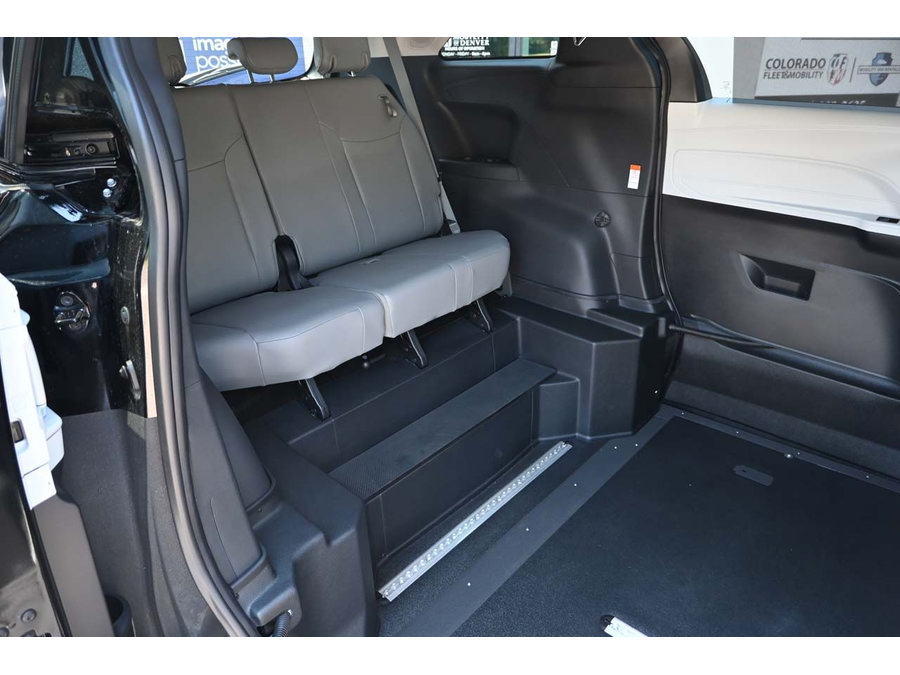 New 2025 Toyota Sienna XLE w/ XLE Plus Package AWD/4WD image 18