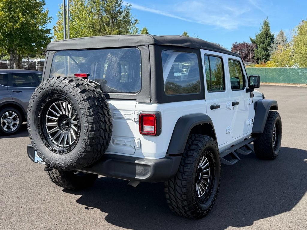 Used 2022 Jeep Wrangler Unlimited Sport AWD/4WD image 8