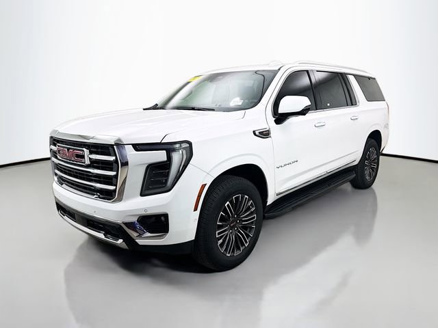 Used 2025 GMC Yukon XL Elevation AWD/4WD image 3