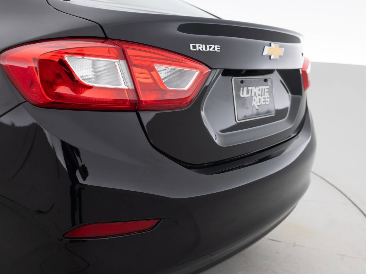 Used 2016 Chevrolet Cruze LT FWD image 16