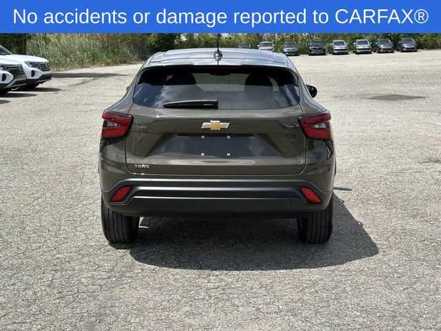 Certified 2024 Chevrolet Trax LS w/ LS Convenience Package FWD image 6