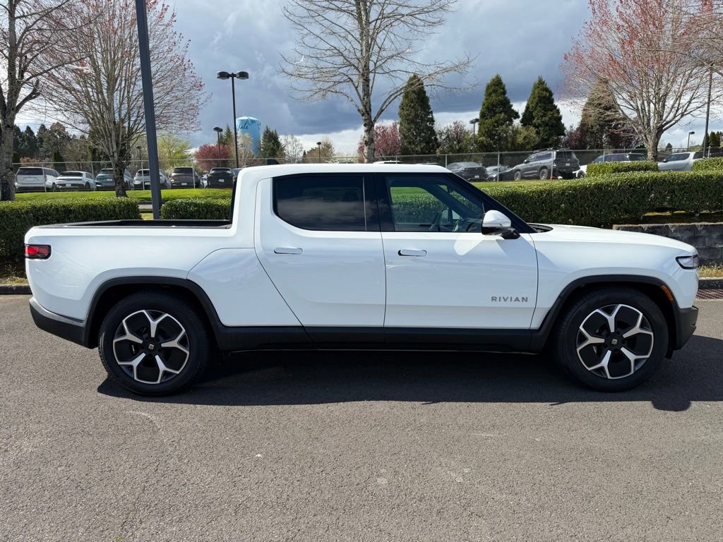 Used 2024 Rivian R1T Adventure image 8