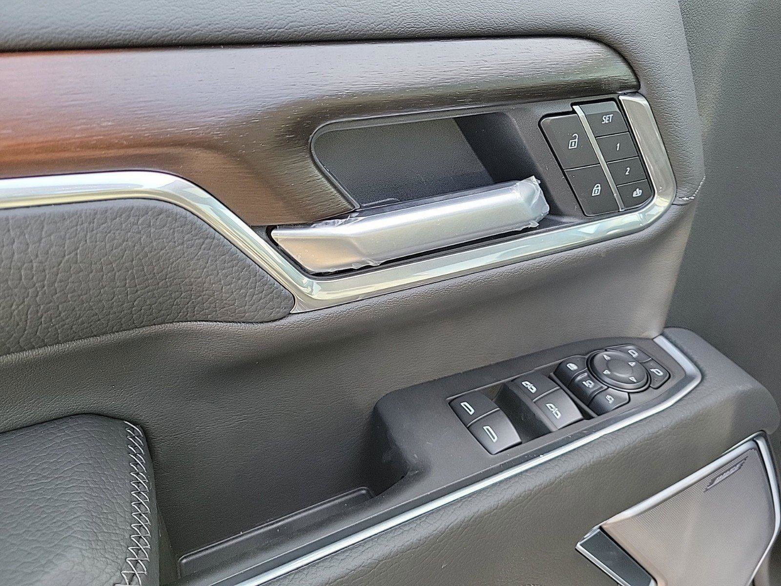 New 2026 GMC Sierra 3500 Denali w/ Denali Reserve Package image 19