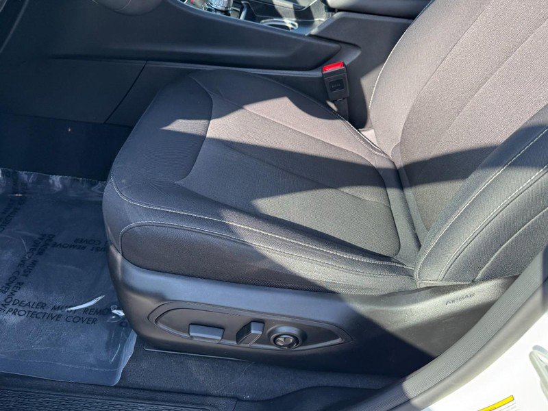 Used 2024 Jeep Grand Cherokee Laredo w/ Luxury Tech Group I image 14