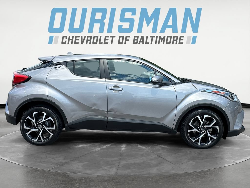 Used 2019 Toyota C-HR XLE FWD image 7