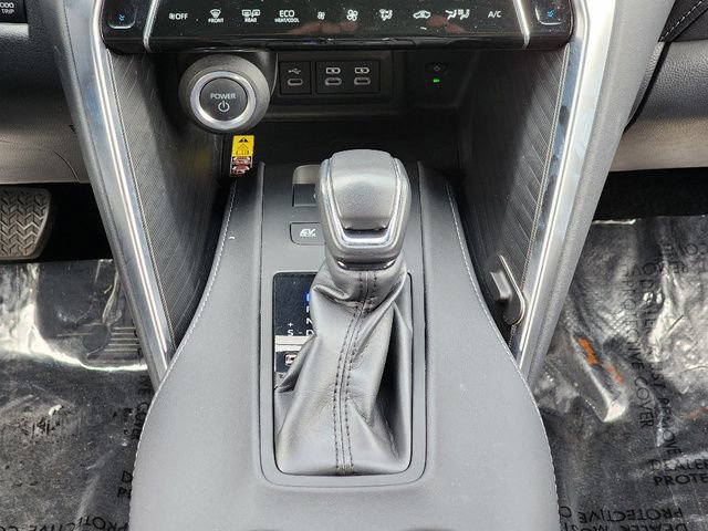 Used 2023 Toyota Venza XLE AWD/4WD image 29