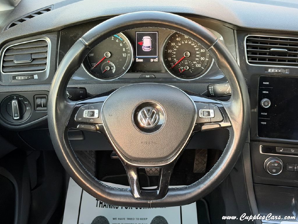 Used 2019 Volkswagen e-Golf SE w/ Driver Assistance Package FWD image 19