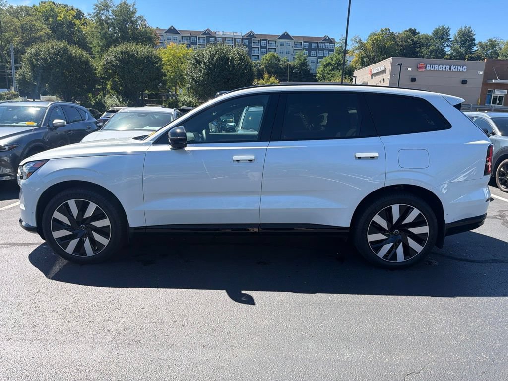 Used 2025 Volvo EX90 Plus AWD/4WD image 3