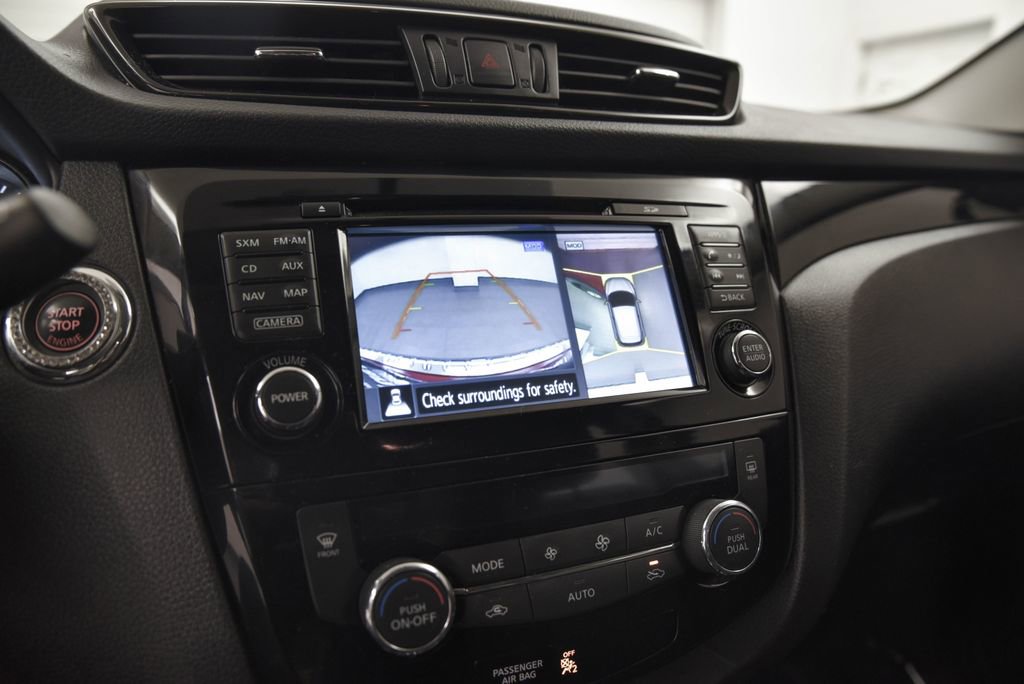 Used 2018 Nissan Rogue Sport SV w/ SV Technology Package image 20