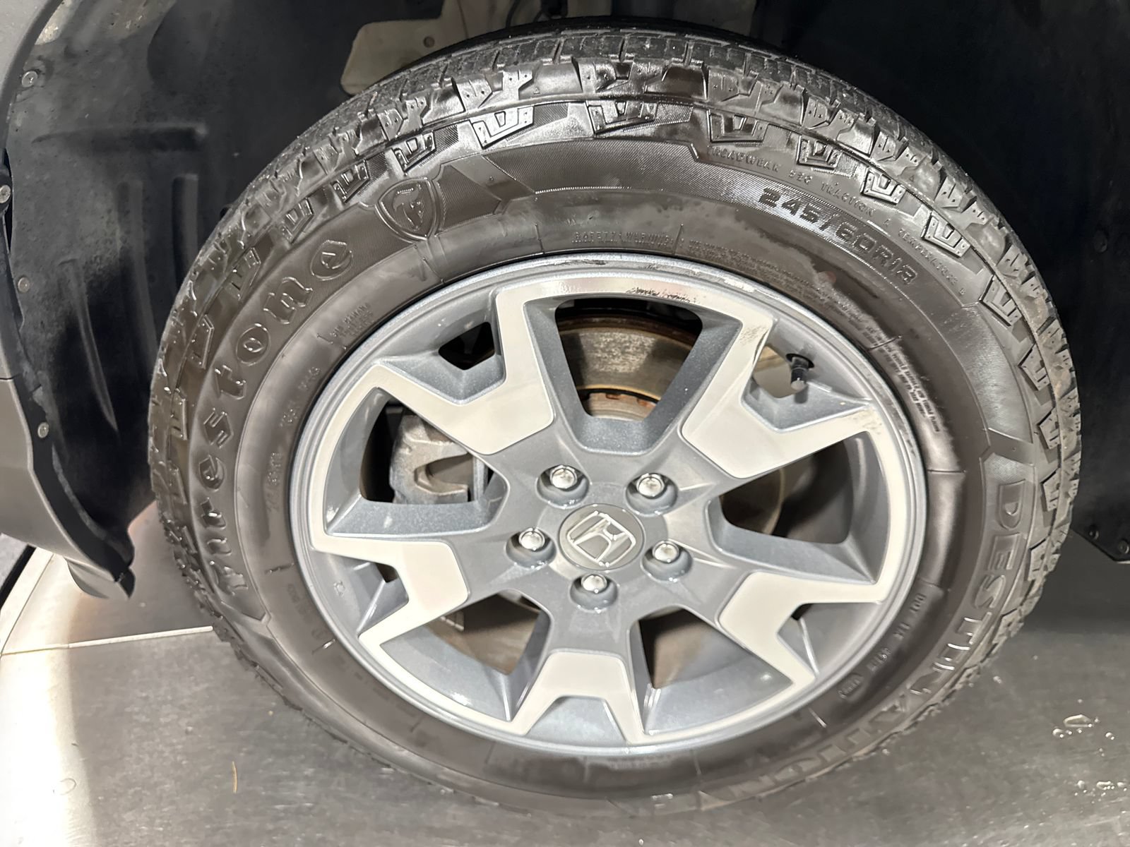 Used 2023 Honda Passport TrailSport image 2