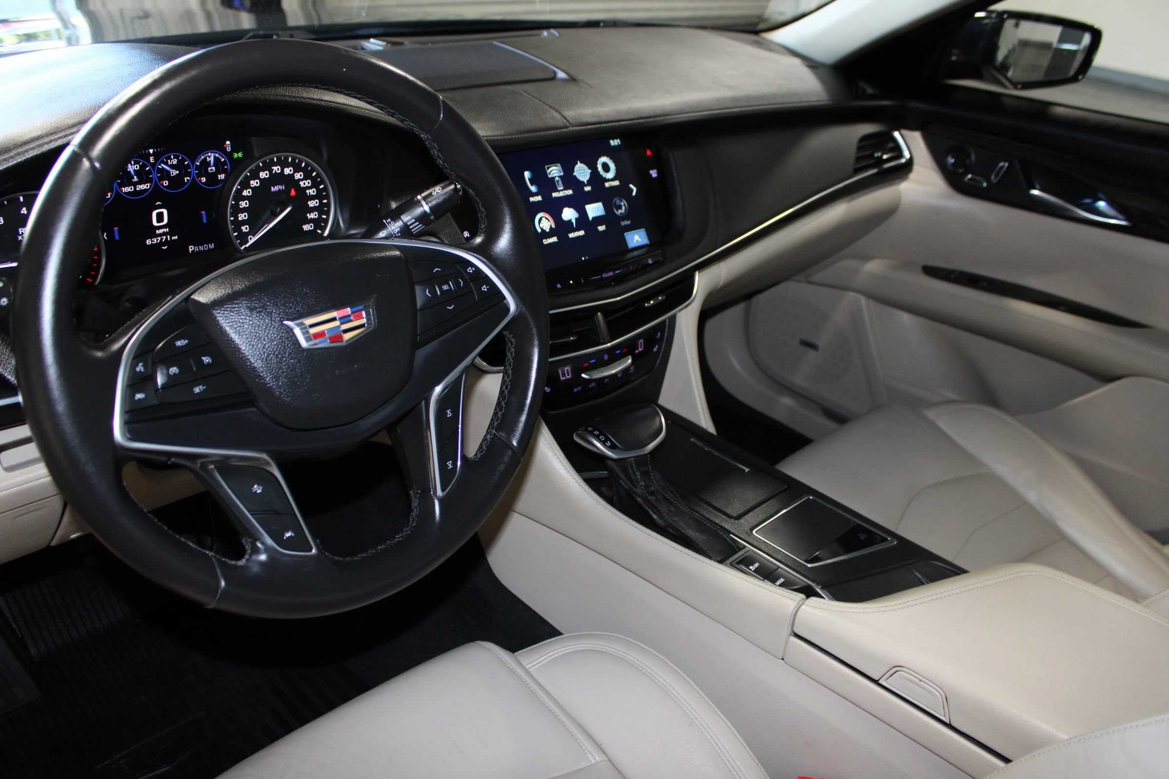 Used 2016 Cadillac CT6 RWD image 25