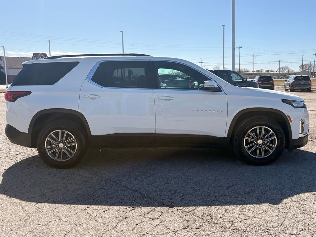 Used 2023 Chevrolet Traverse LT image 4